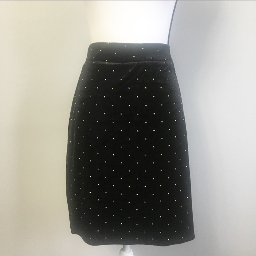 Forever 21 black crushed velvet gold studded skirt - Picture 5 of 8